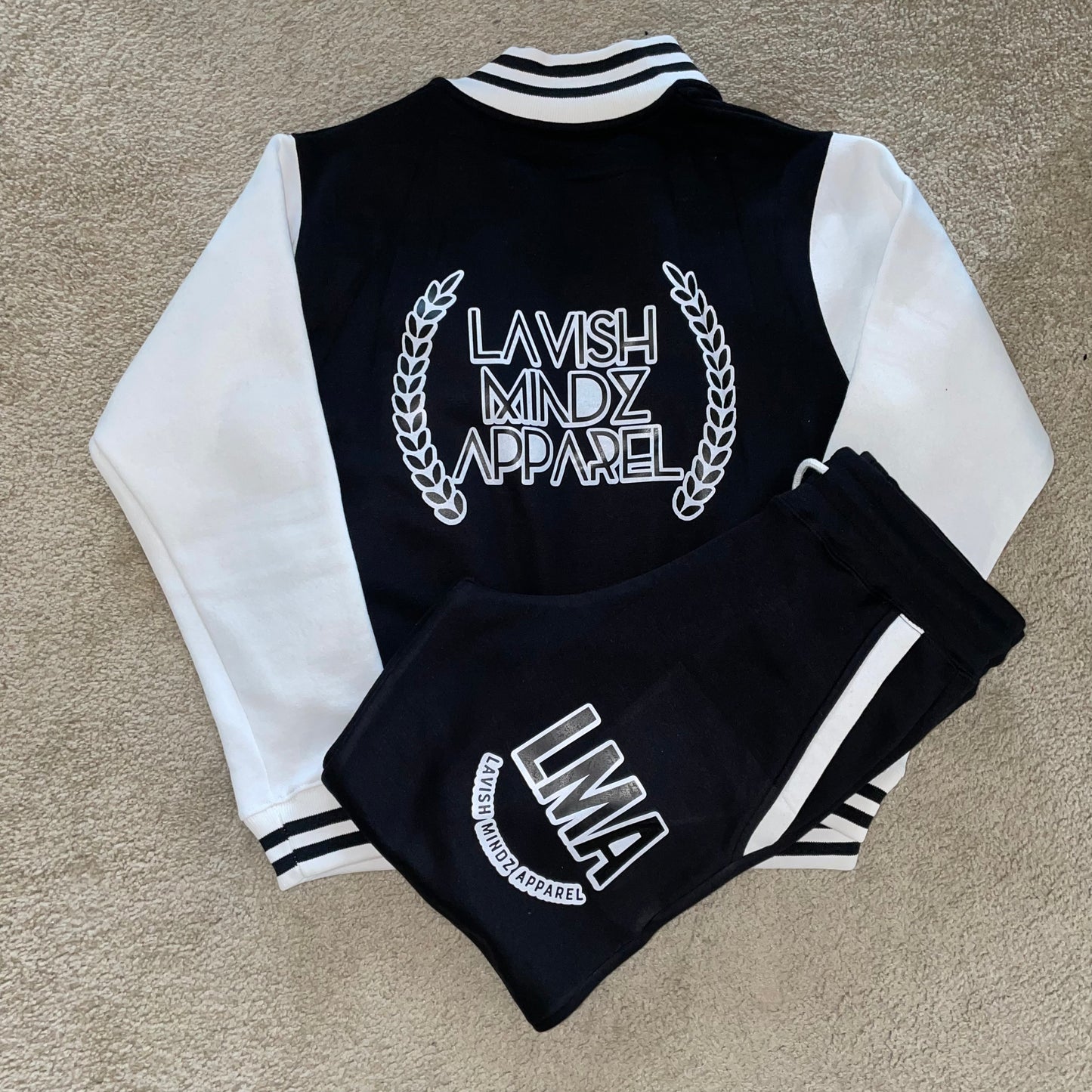 Victory Varsity Set “Blk/White”