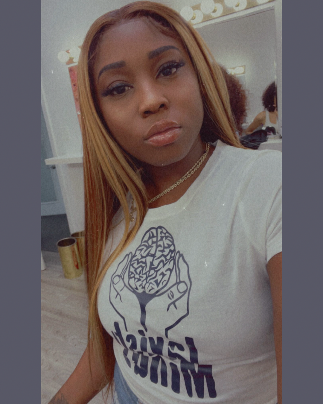 Brain in Hand White/Navy Blue