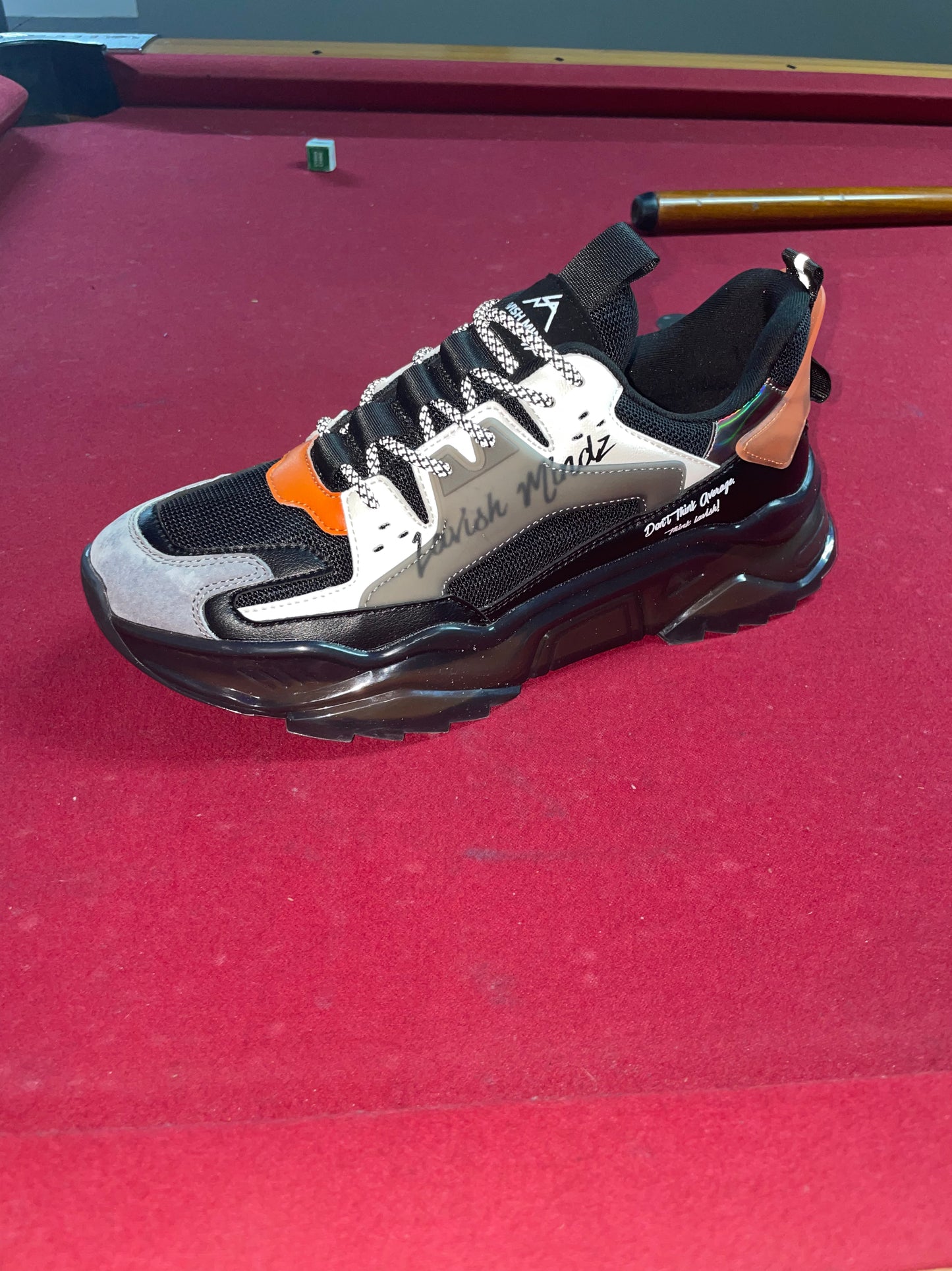 Blk/orange Cloud Surfers