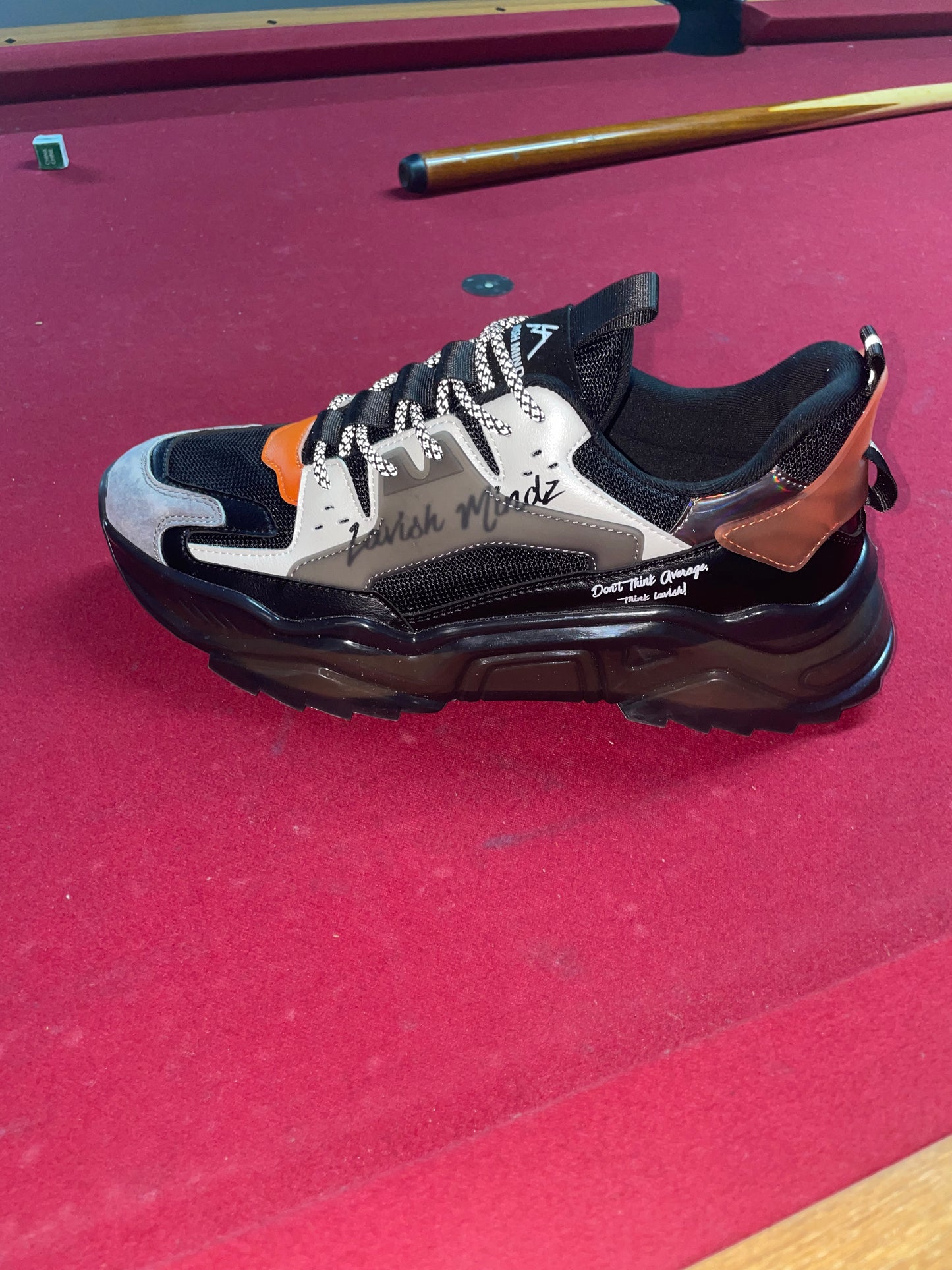 Blk/orange Cloud Surfers